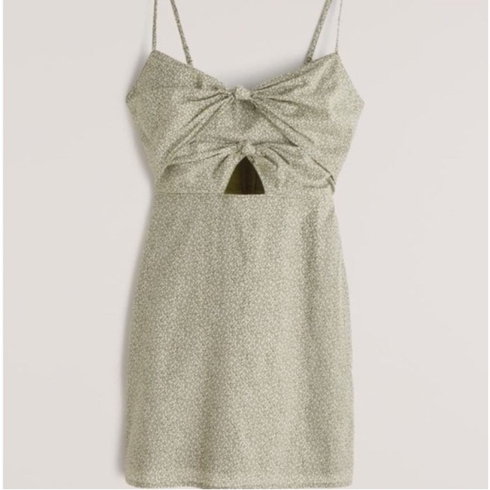 Abercrombie & Fitch Twist-Front Cut Out Mini green Floral Dress Small